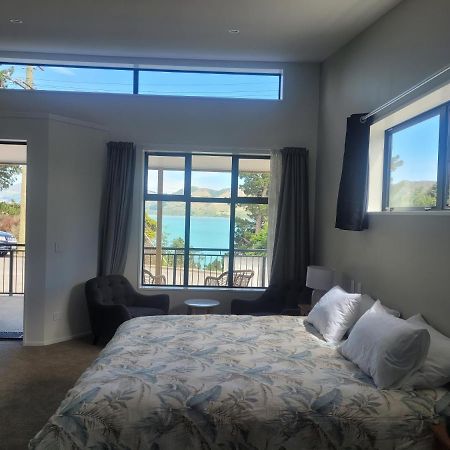 Taimana Boutique Motel Diamond Harbour Экстерьер фото