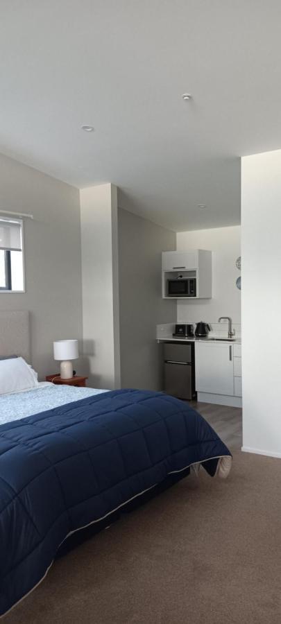 Taimana Boutique Motel Diamond Harbour Экстерьер фото